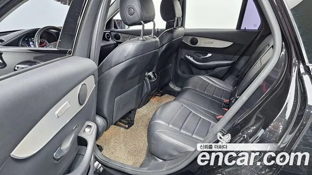 Mercedes-Benz GLC-Class 2019 — фото 12