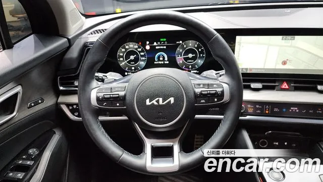 Kia Sportage 2022 — фото 13
