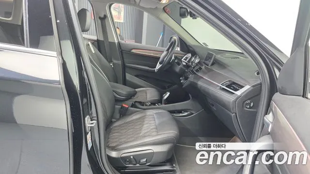 BMW X1 2021 — фото 11