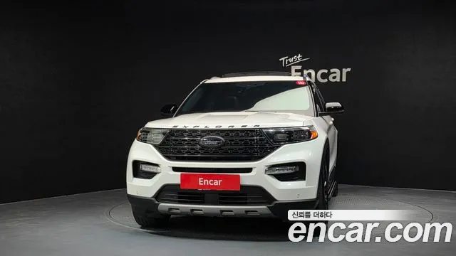 Ford Explorer 2022 — фото 3