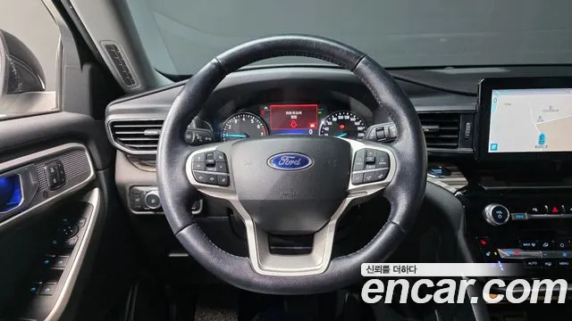 Ford Explorer 2022 — фото 14