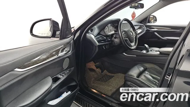 BMW X6 2015 — фото 10