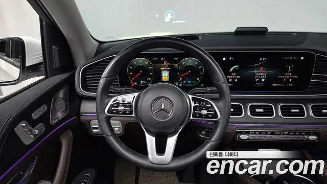 Mercedes-Benz GLE-Class 2023 — фото 13