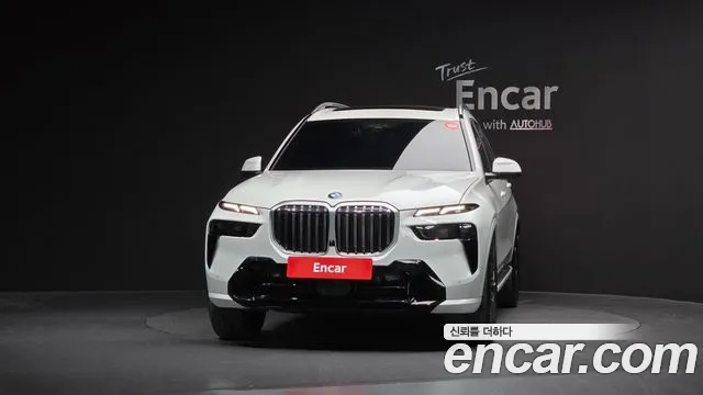 BMW X7 2025 — фото 3