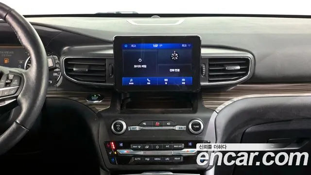 Ford Explorer 2020 — фото 14