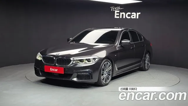 BMW 5-Series 2019 — фото 1