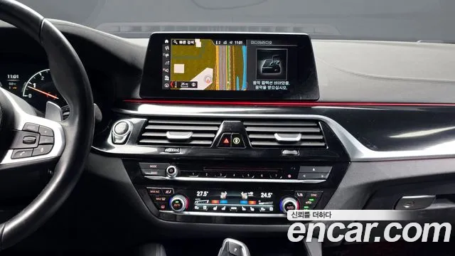 BMW 5-Series 2019 — фото 14