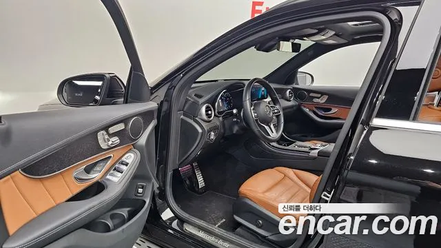Mercedes-Benz GLC-Class 2022 — фото 10
