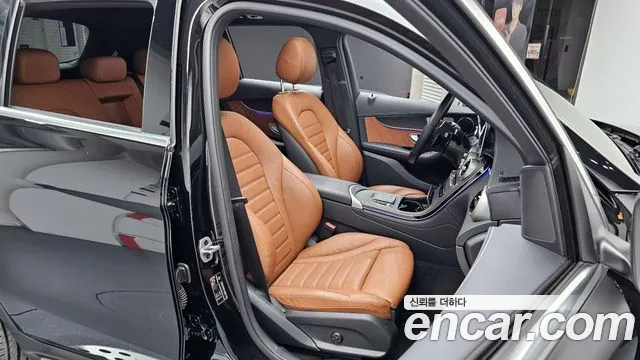 Mercedes-Benz GLC-Class 2022 — фото 12