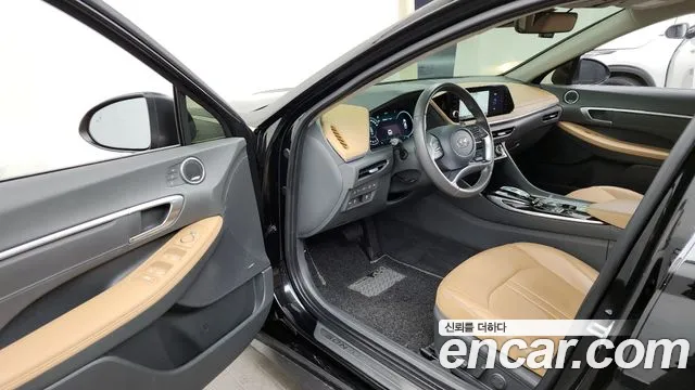 Hyundai Sonata 2022 — фото 10