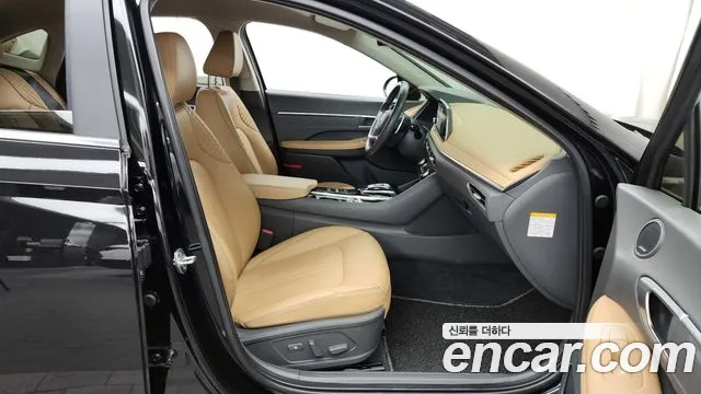 Hyundai Sonata 2022 — фото 11