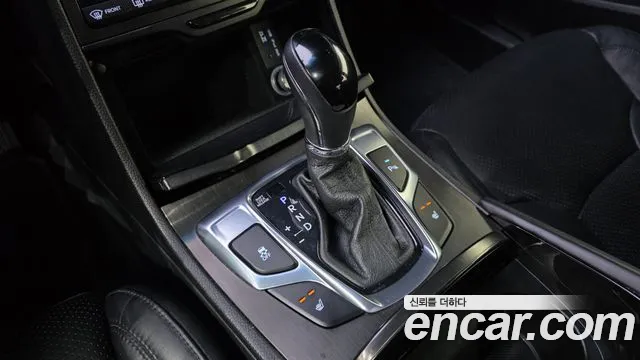 Hyundai Grandeur 2015 — фото 9