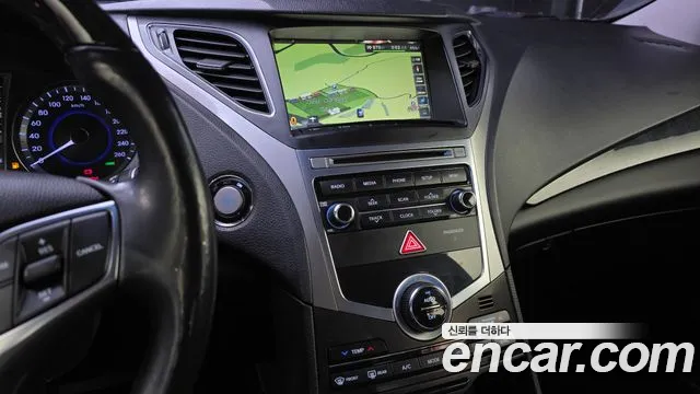 Hyundai Grandeur 2015 — фото 13