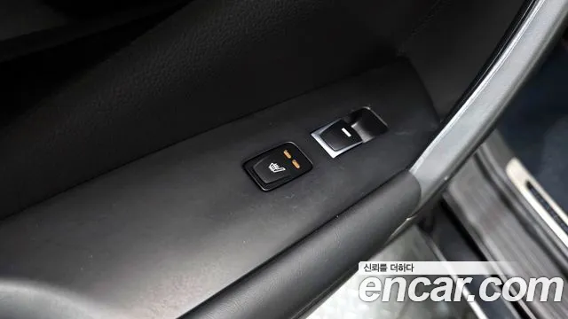 Hyundai Grandeur 2015 — фото 18