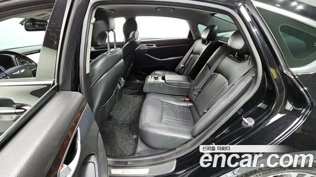 Hyundai Genesis 2015 — фото 11