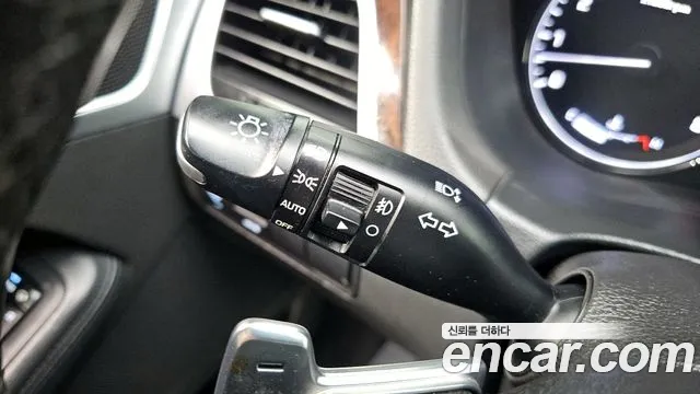 Hyundai Genesis 2015 — фото 16