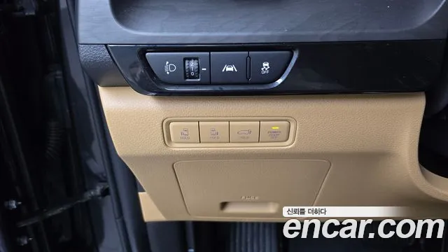 Kia Canival 2021 — фото 17