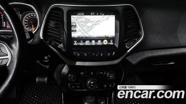 Jeep Cherokee 2018 — фото 17