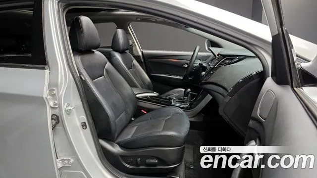 Hyundai i40 2012 — фото 11