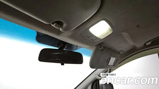 Hyundai Starex 2010 — фото 17