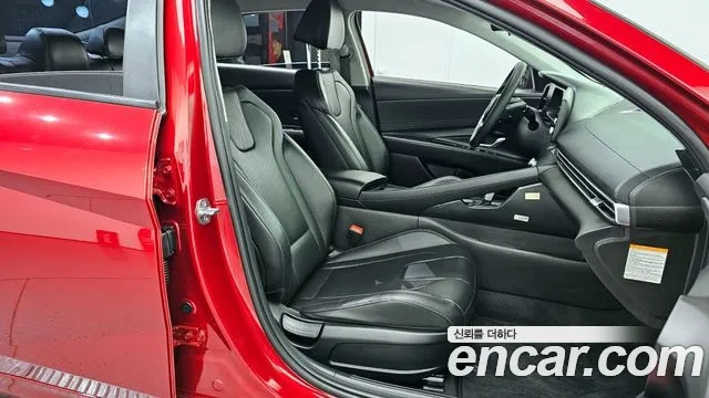 Hyundai AVANTE 2024 — фото 10