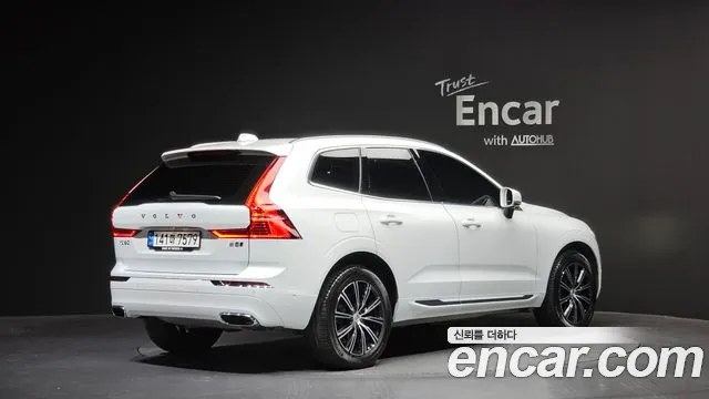 Volvo XC60 2021 — фото 2