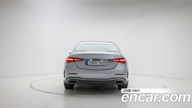 Mercedes-Benz C-Class 2023 — фото 4