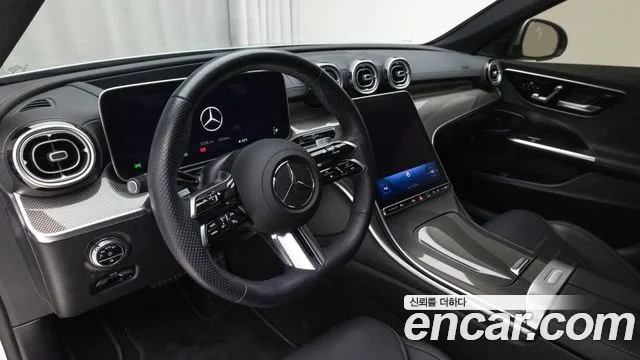 Mercedes-Benz C-Class 2023 — фото 13