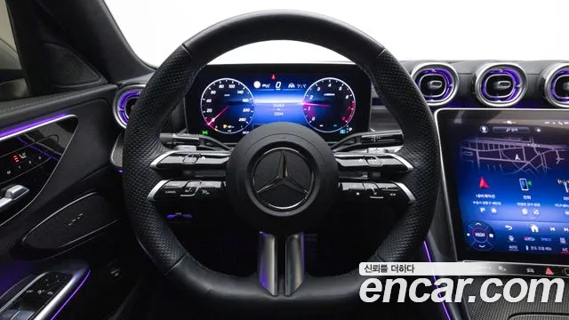 Mercedes-Benz C-Class 2023 — фото 20