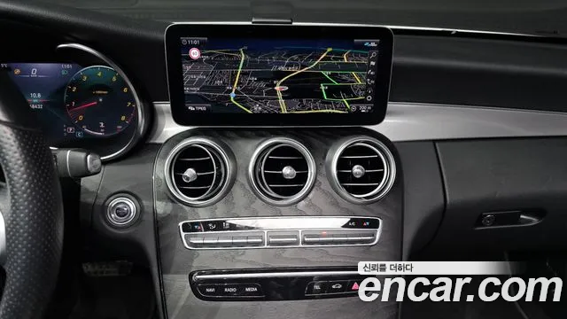 Mercedes-Benz C-Class 2021 — фото 14