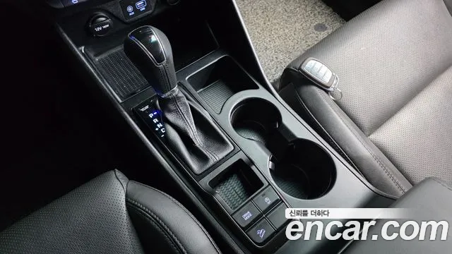 Hyundai Tucson 2020 — фото 9