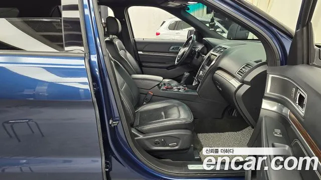 Ford Explorer 2016 — фото 11