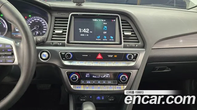 Hyundai Sonata 2019 — фото 15