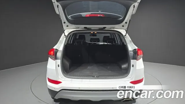 Hyundai Tucson 2017 — фото 20