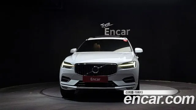Volvo XC60 2021 — фото 3