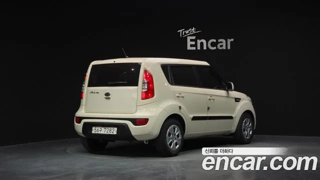 Kia Soul 2012 — фото 2
