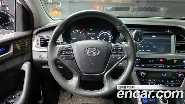 Hyundai Sonata 2016 — фото 13