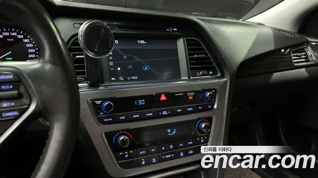 Hyundai Sonata 2016 — фото 14