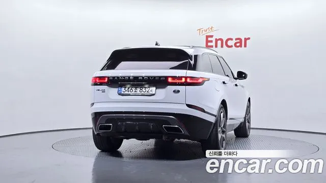 Land Rover Range Rover Velar 2022 — фото 4
