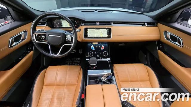 Land Rover Range Rover Velar 2022 — фото 7