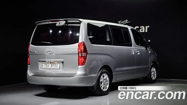 Hyundai Starex 2016 — фото 2