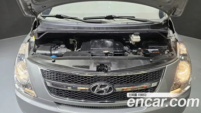Hyundai Starex 2016 — фото 6