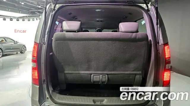 Hyundai Starex 2016 — фото 20