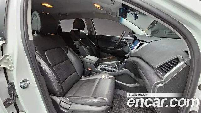 Hyundai Tucson 2017 — фото 10