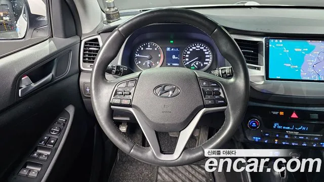 Hyundai Tucson 2017 — фото 12