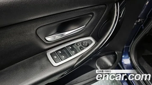 BMW 3-Series 2016 — фото 17