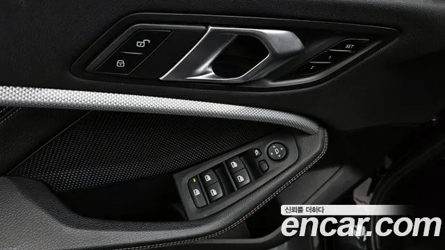 BMW 1-Series 2022 — фото 14