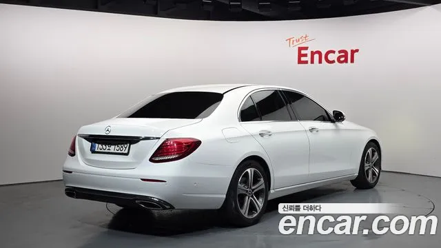 Mercedes-Benz E-Class 2019 — фото 2