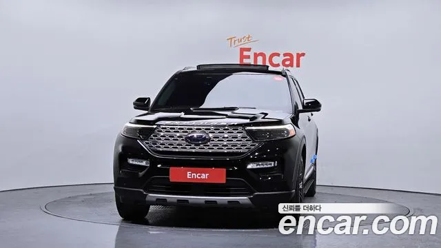 Ford Explorer 2020 — фото 3