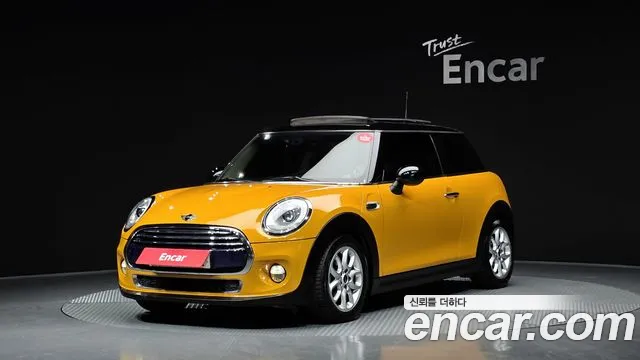 Mini Cooper 2015 — фото 1